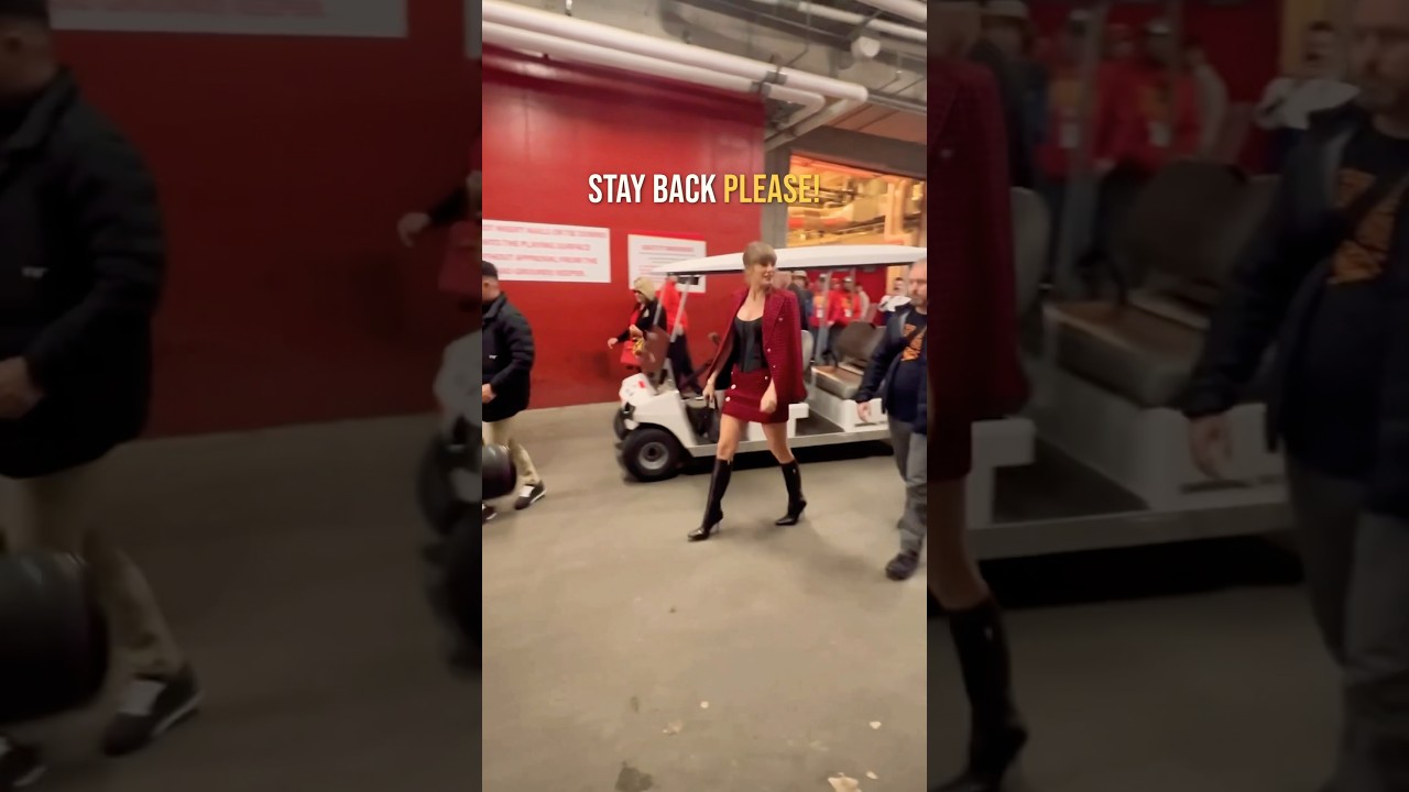 Taylor Swift reminds security to say ‘PLEASE’ 🥹 #shorts #taylorswift #celebrity