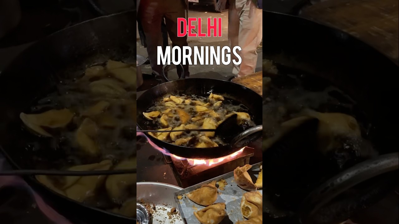 Street Food🥟#food #foodie #foodvlog #minivlog #streetfood #indianfood #momos #delhi #tasty #spicy