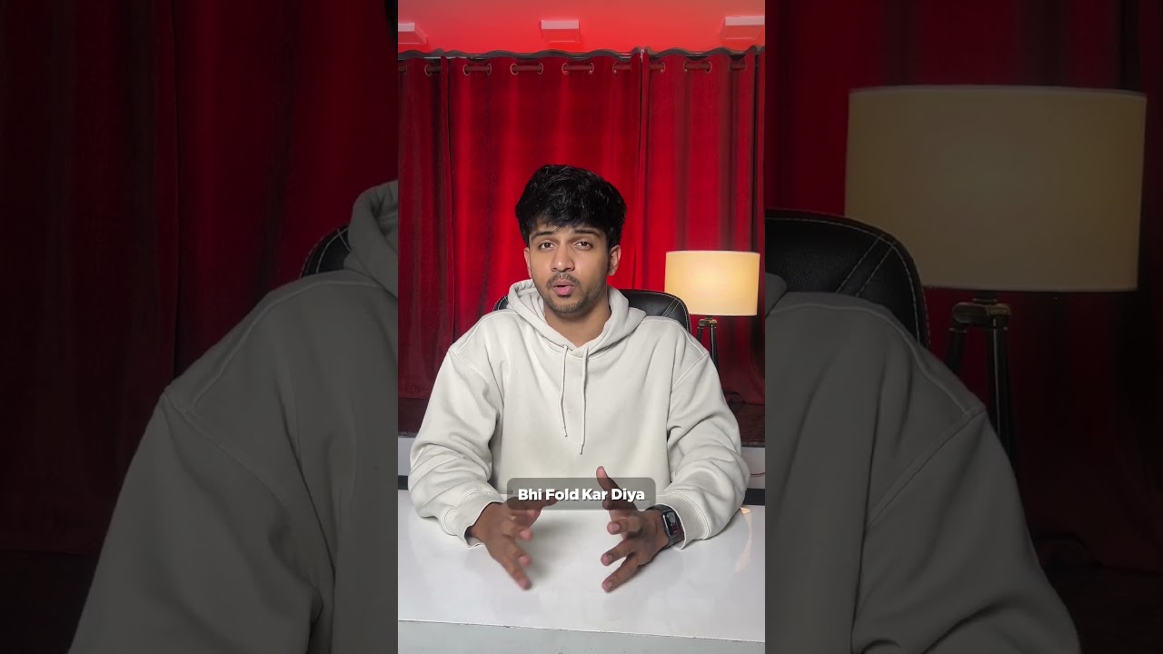 Samsung Folded a Real London Bus?! 👀📱 #facts #marketing #businessnews #business