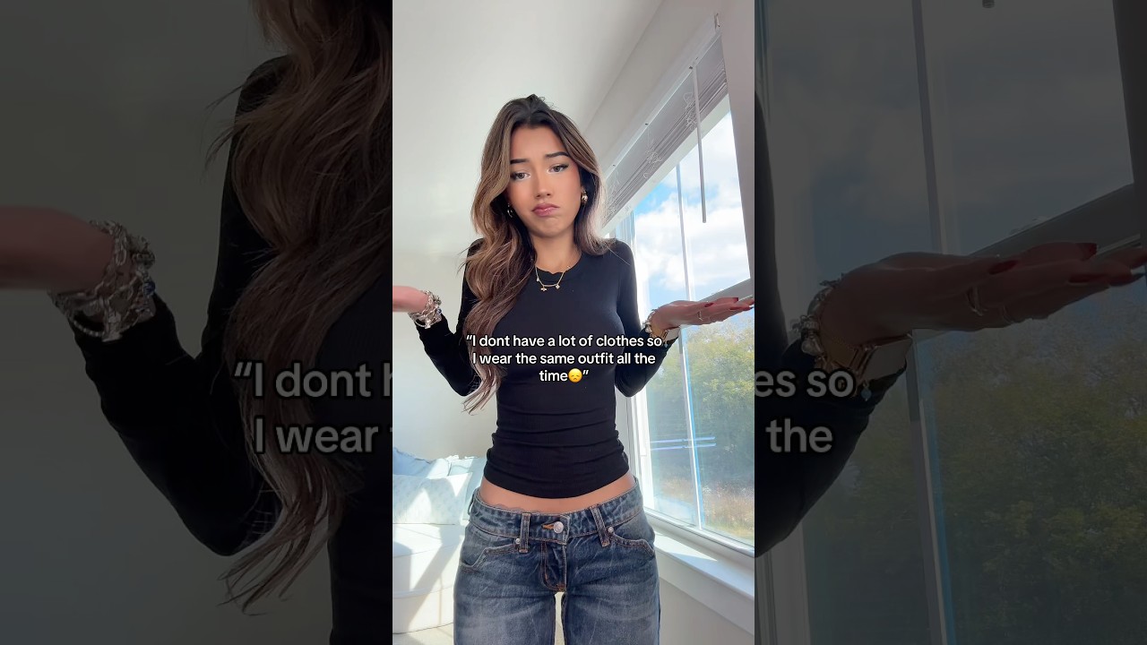 How to make a basic black top unique🪽 #fashion #outfitideas #styleideas #trending #outfit #viral