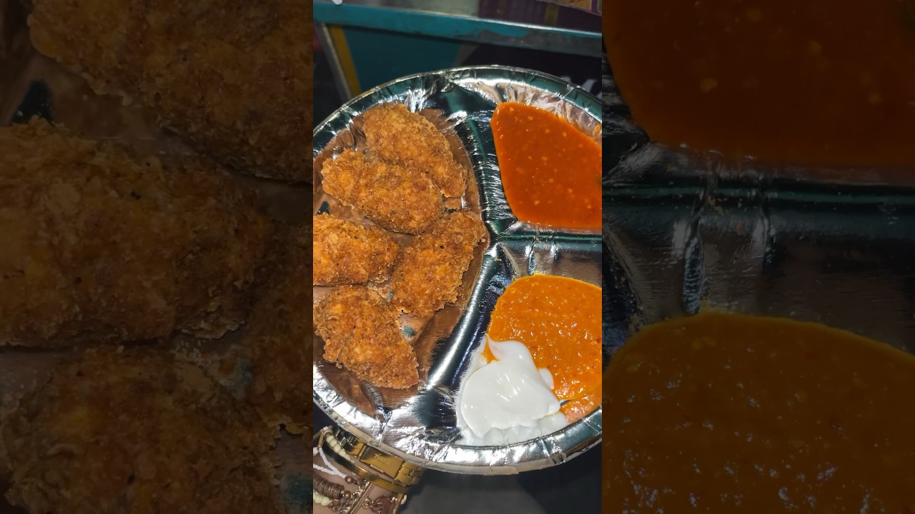 Trying Delhi’s Most Viral Momos🥵| Delhi’s viral Momos Honest Review #shorts #ashortaday #streetfood