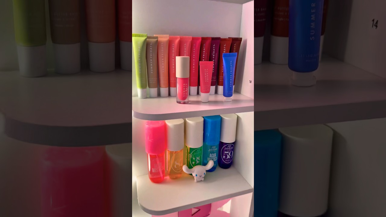 DECORATE MY VANITY ASMR🤭💗🎀 #shorts #asmr #makeup #skincare #preppy #aesthetic