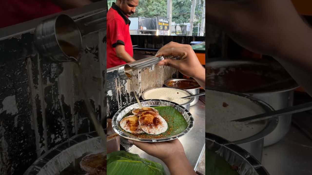 Hyderabads famous Idly Spot | Varalakshmi Tiffins | Street Food Hyderabad #streetfood #south #indian