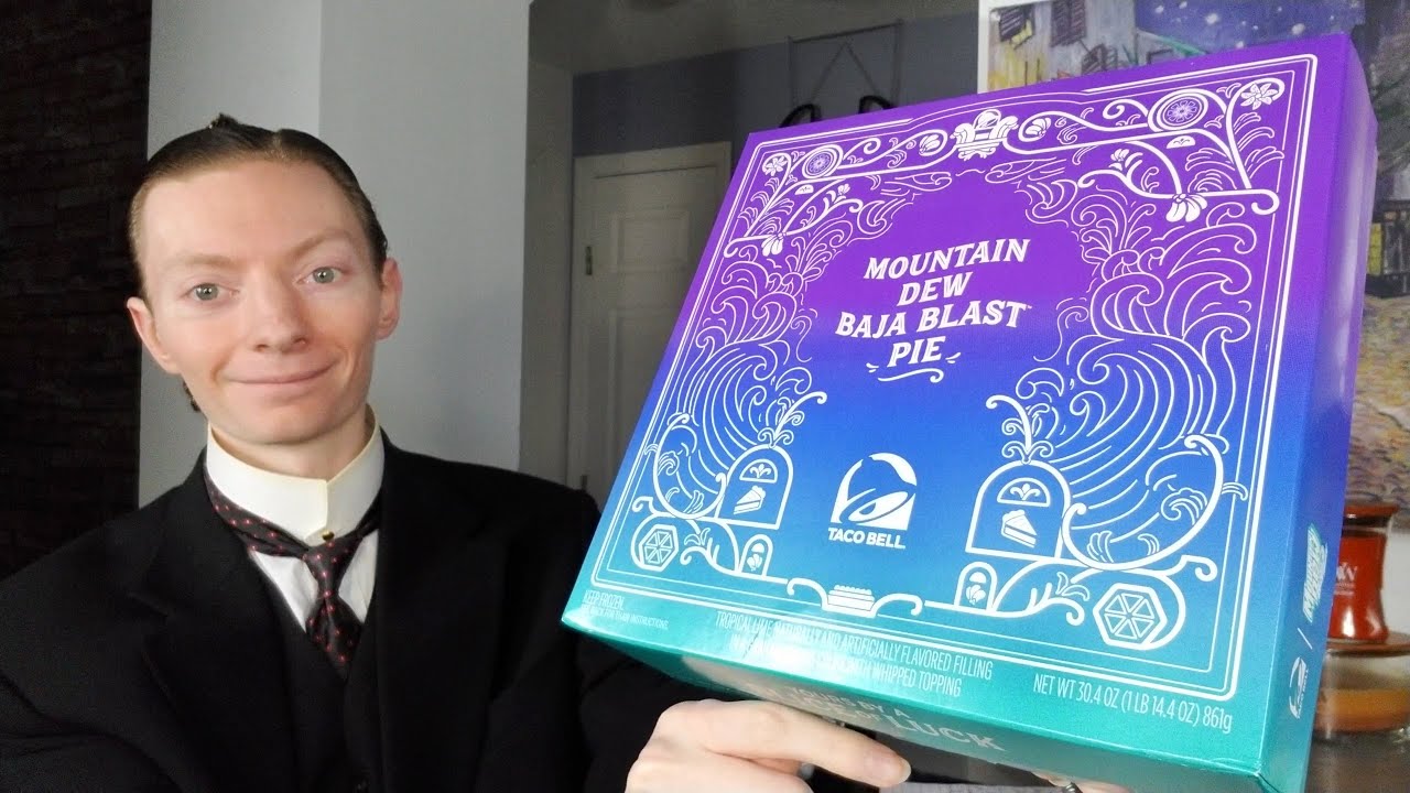 Taco Bell’s NEW Baja Blast Pie Review!