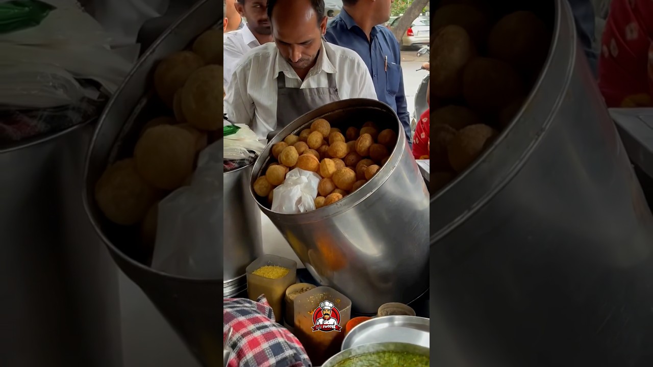 Most Famous😱Pani puri in street food 👌🏻#shorts #youtubeshorts #panipuri #viralvideo
