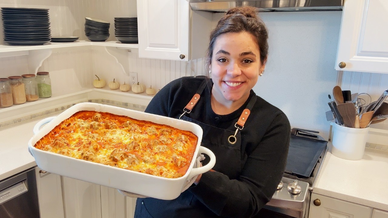 The EASIEST DINNER RECIPES! Dump and Bake Dinners, plus a Dessert!