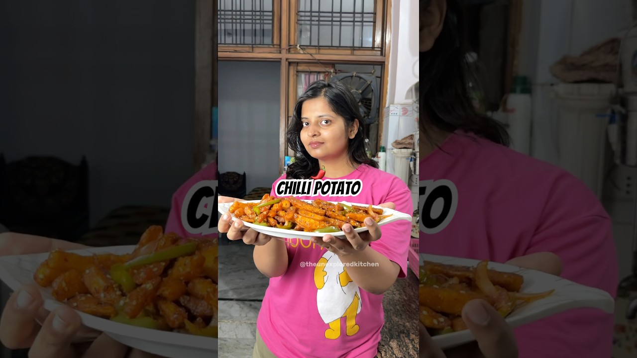 Spicy and Crispy Chilli Potato Recipe 🥰😍😋 #recipe #shorts