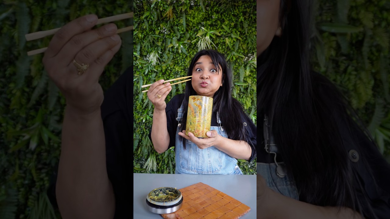 Lets Make *Ekdum Chatpata Shake Shake Salad*🔥🔥 #Shorts #Salad #ShakeShake #Recipes