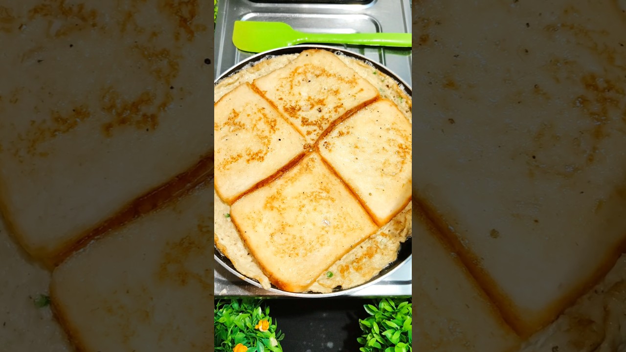 Bread Cheese Omelette Recipe | cheesy bread Omelette | Easy breakfast recipes  #bread #egg #shorts