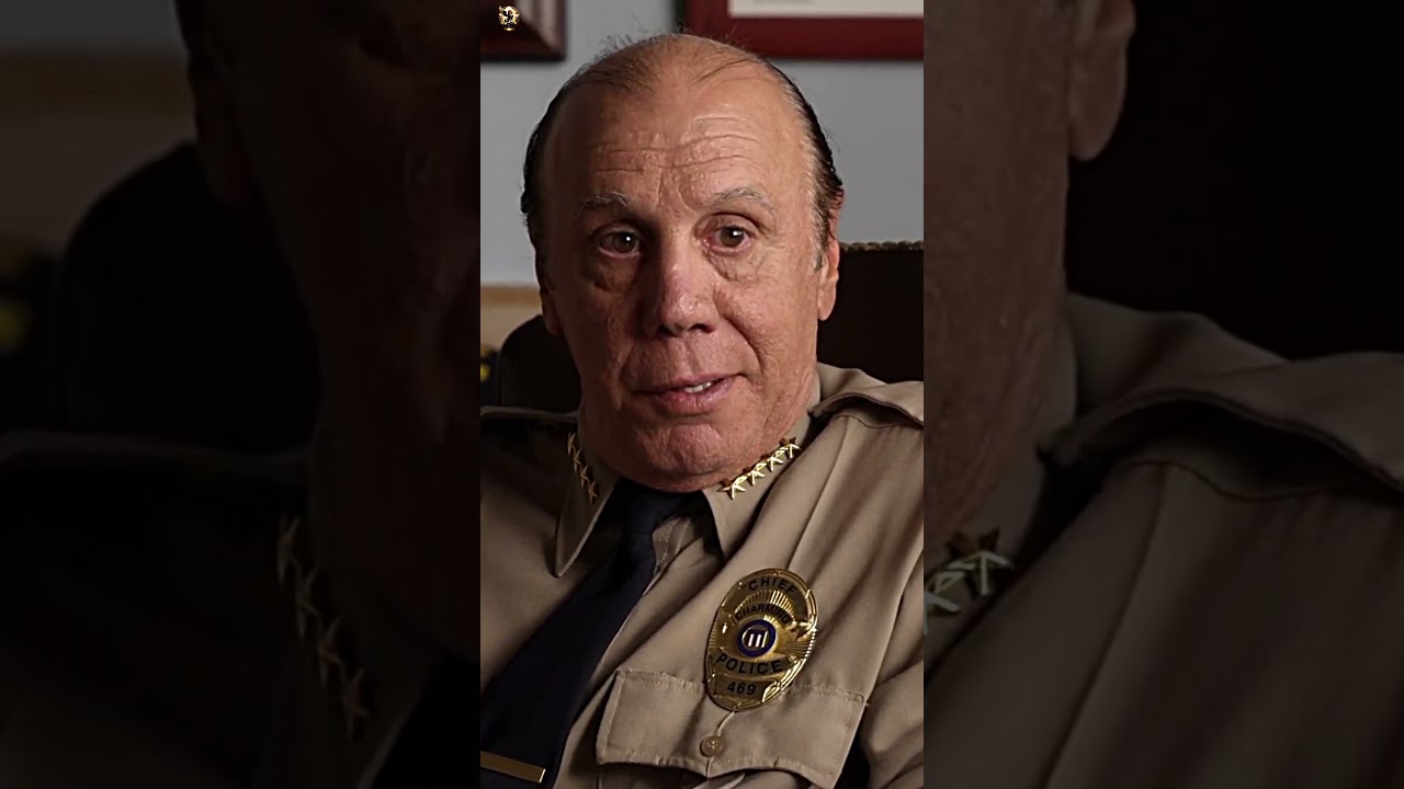 Old cop annoyance with Kelly #series #movie #film #movie clips #teamkailyn #fallintoshorts