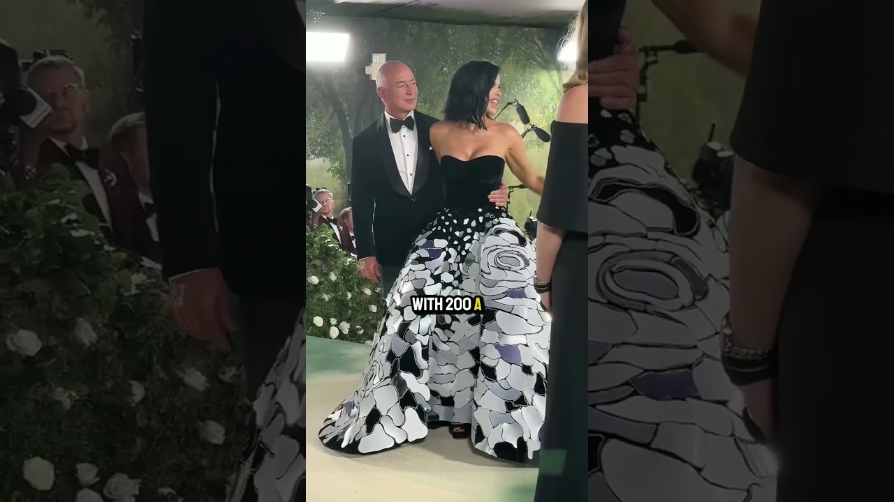 Jeff Bezos & Lauren Sanche #celebritynews