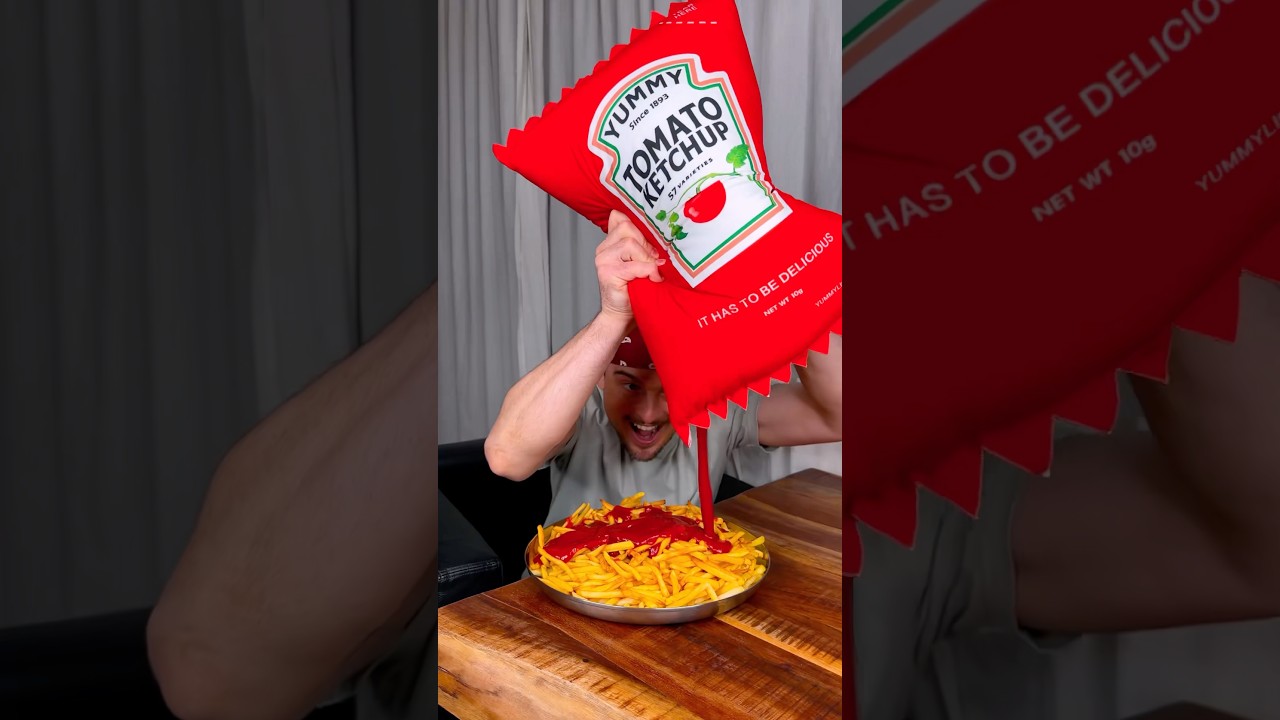 How to eat FRIES with KETCHUP properly?😅❤️🍟| CHEFKOUDY