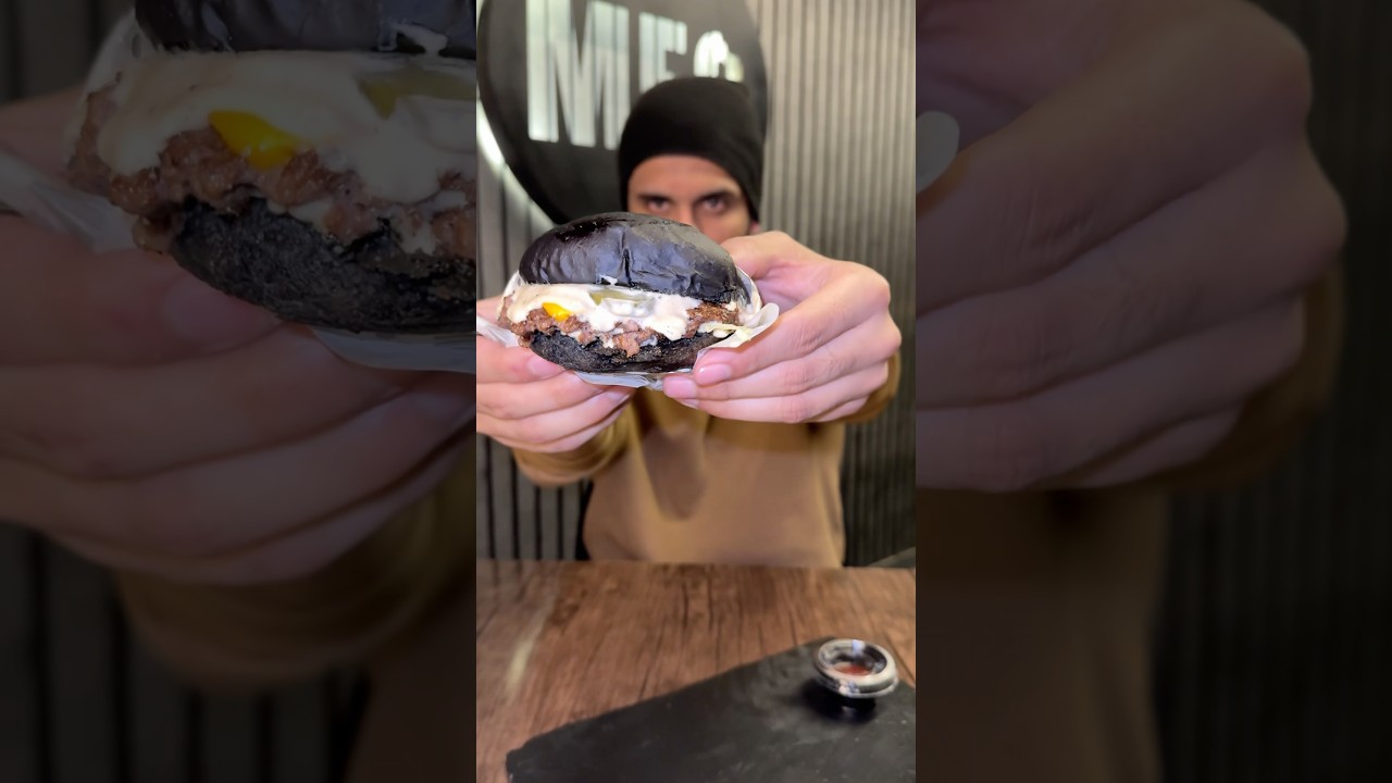 Four Vs Meg || Kiska Beef Burger Best h ?