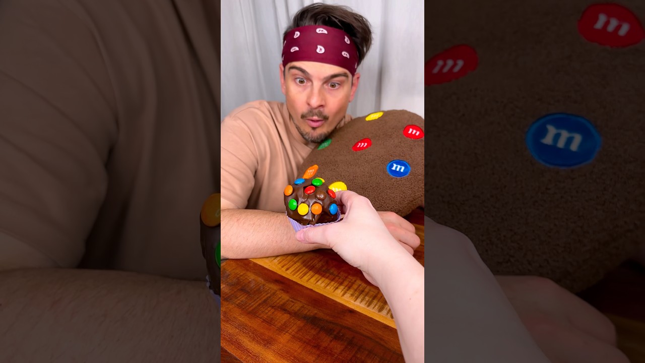 How to make the best CHOCOLATE CAKE for your sibling?😅❤️🍫| CHEFKOUDY