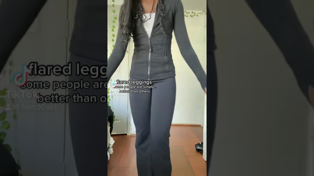 Flared leggings or regular leggings? #outfitideas #clothinghaul #outfitinspo #lululemon #preppy