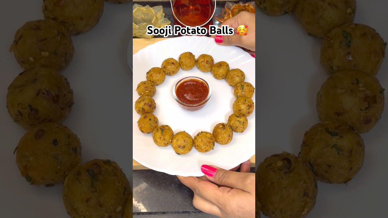 Crispy Sooji Potato Balls Recipe | Crispy Sooji Aloo Balls | Crunchy Snack Recipe #shorts #snacks