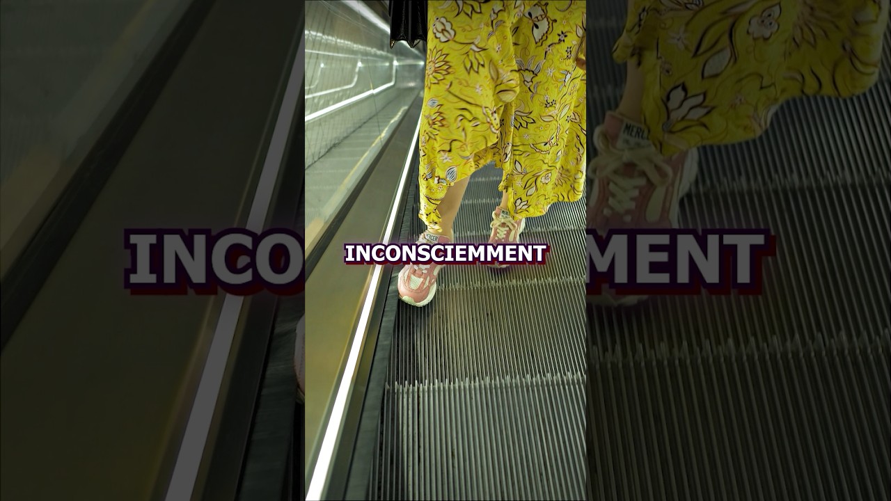 Bizarre les poils sur les ESCALATORS ? #science #apprendre