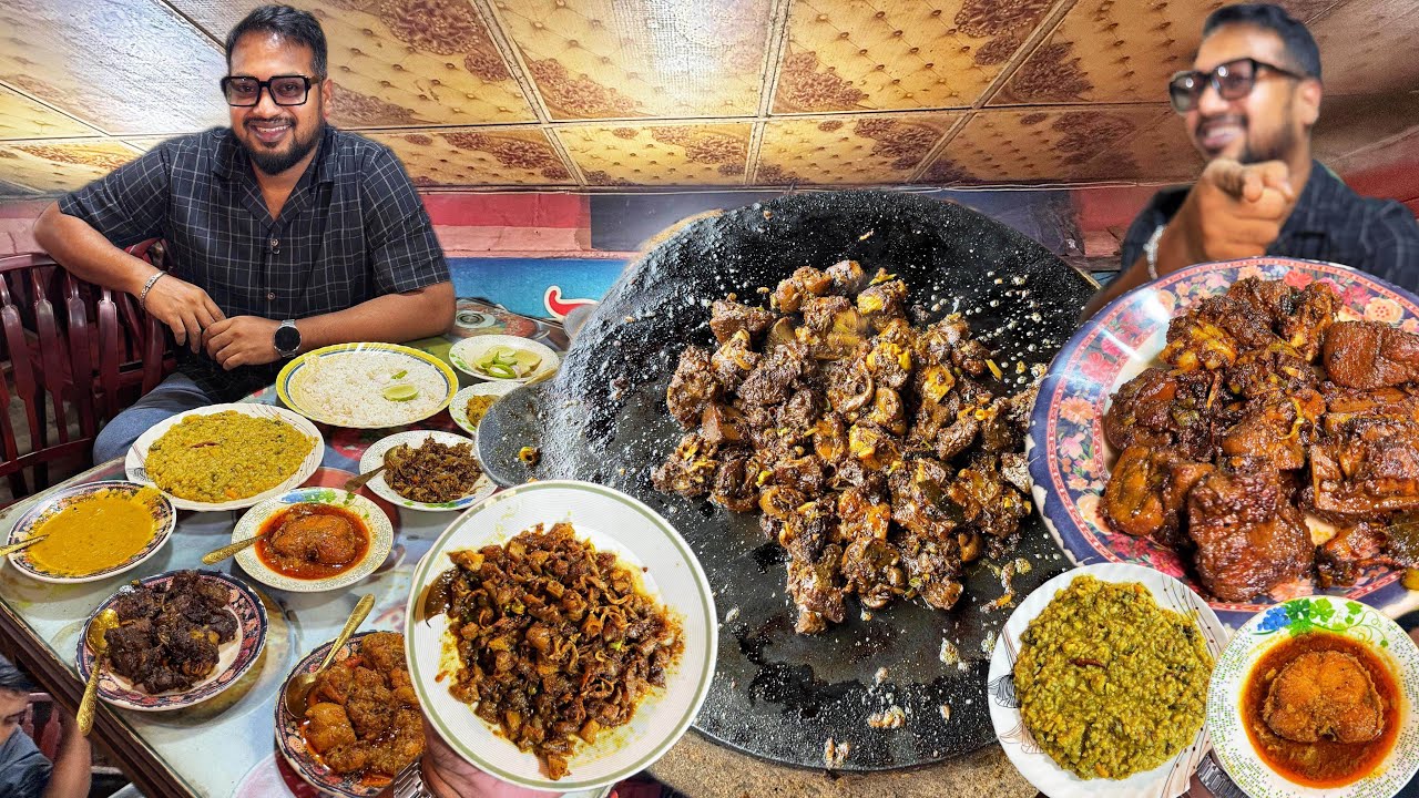 তাজের মোড়ে নওগাঁর সেরা কালাভুনা 🤩 তরল খিচুড়ি, গমের রুটি, পাঁচমিশালী মাছের চচ্চড়ি, গরুর বট, লালভুনা 🔥