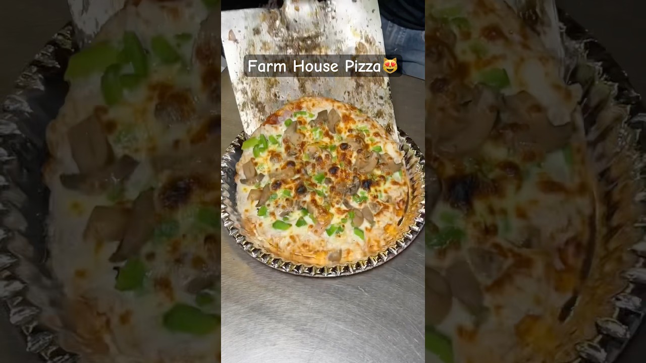 Farm House Pizza In Just 170/-😻 | Indian Street Food #shorts